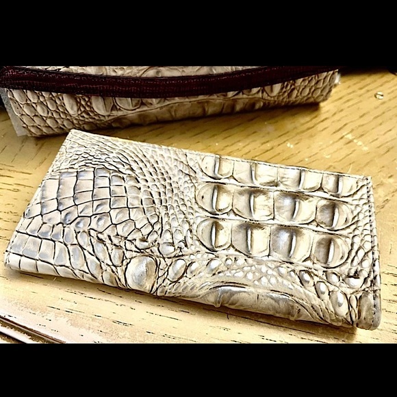 SOLD!! Brahmin Wallet Rare New - Picture 6 of 7